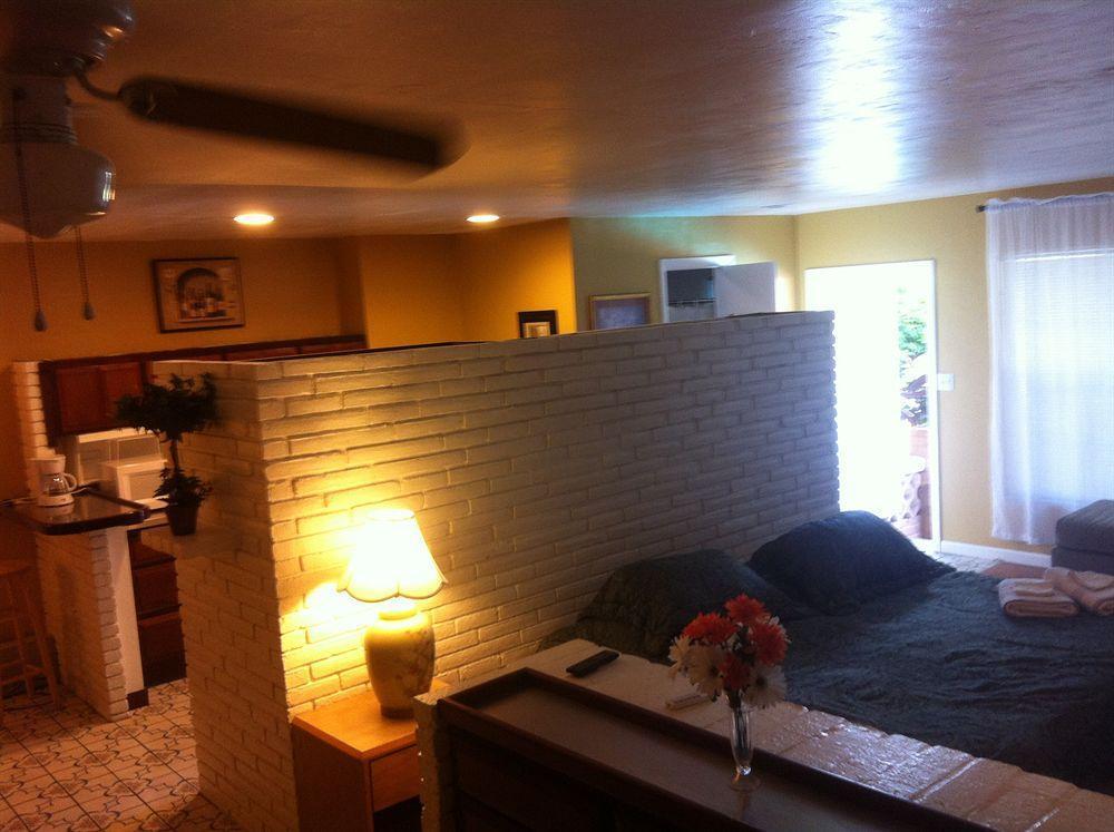The Bridge At Cordova Boutique Hotel And Hostel Fort Lauderdale Exterior foto